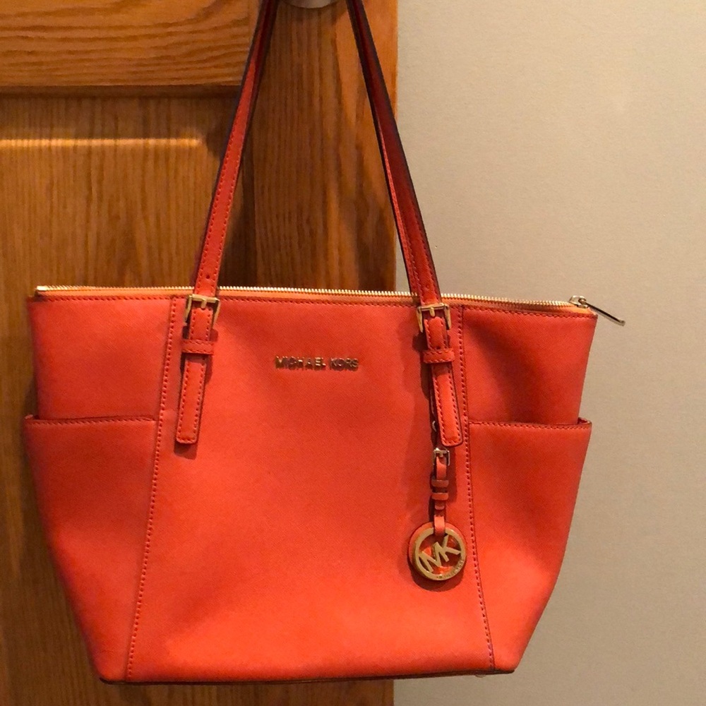 Michael Kors tote